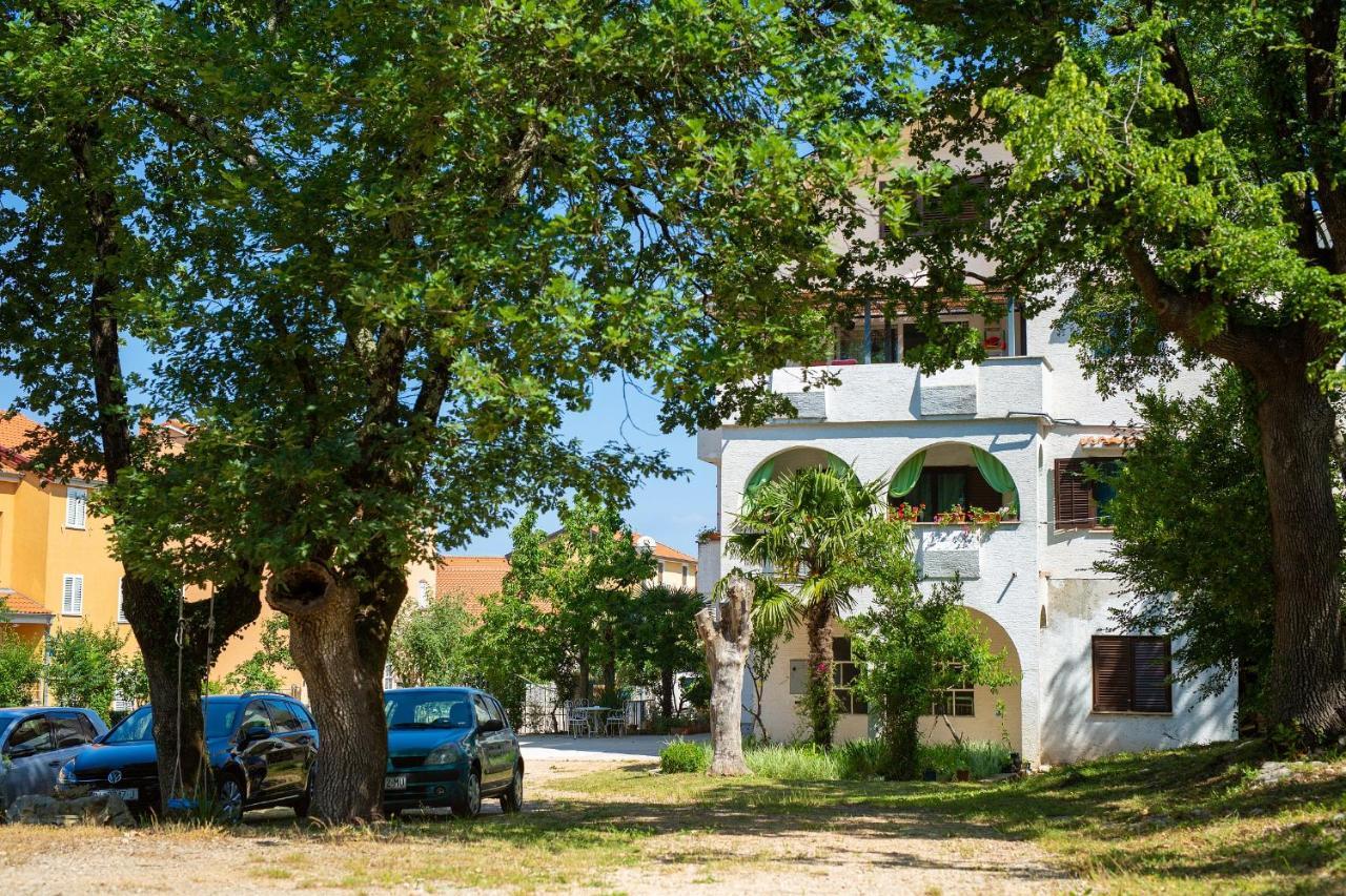 Apartman Mihael Malinska Exteriér fotografie