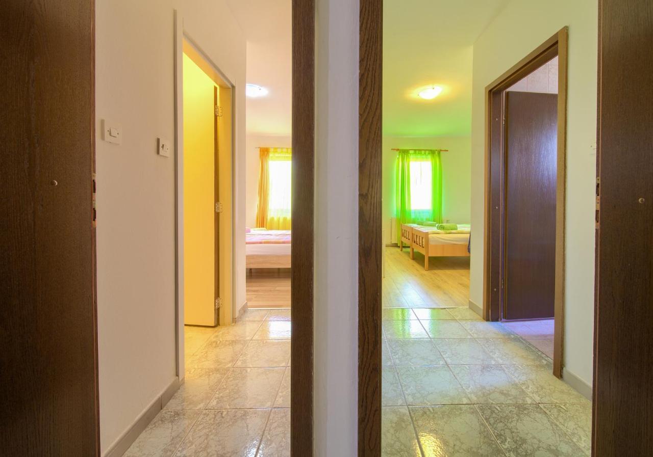 Apartman Mihael Malinska Exteriér fotografie